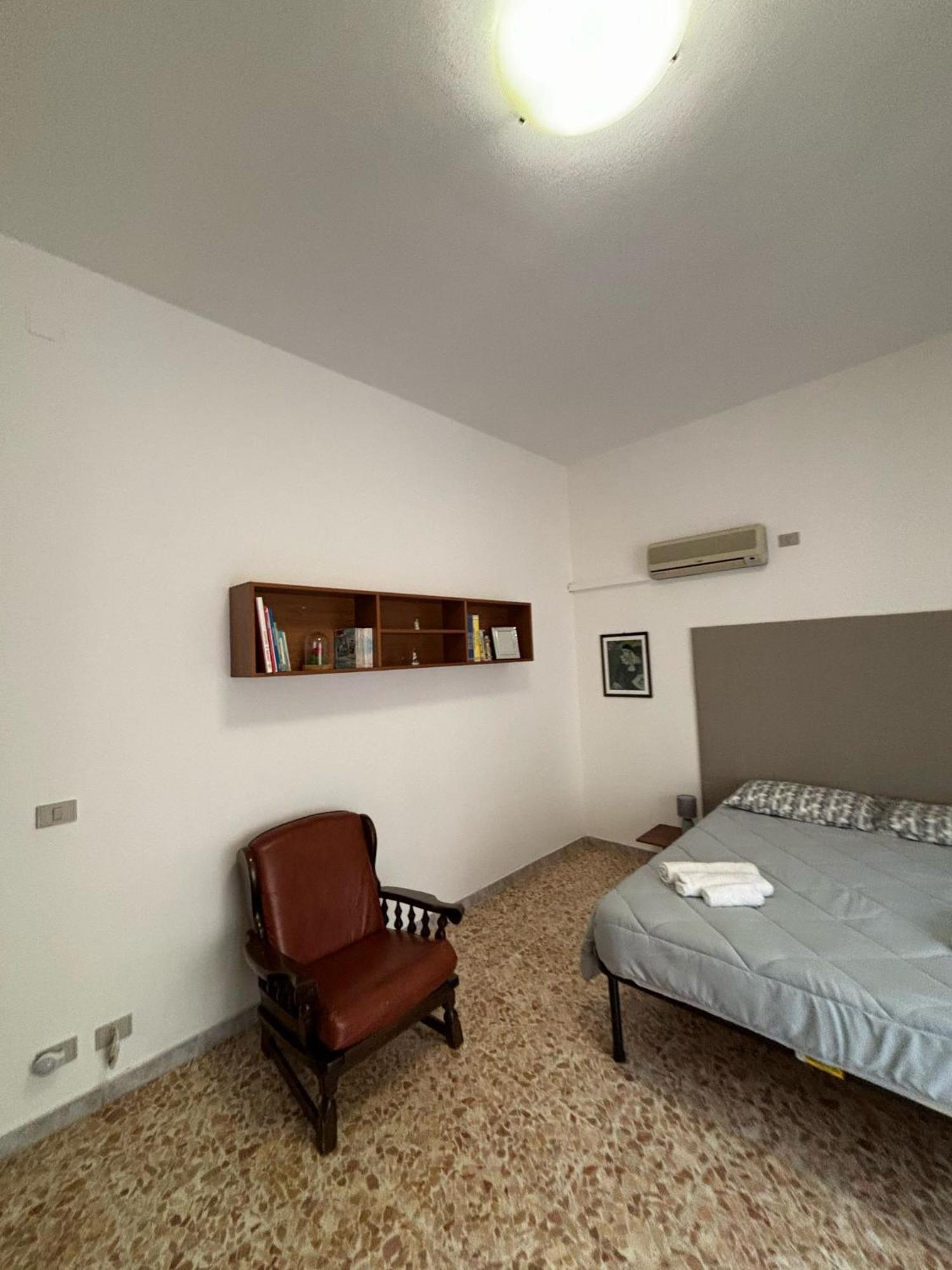 Pm 41 Via Ennio Porrino Guest House Alghero Exterior photo
