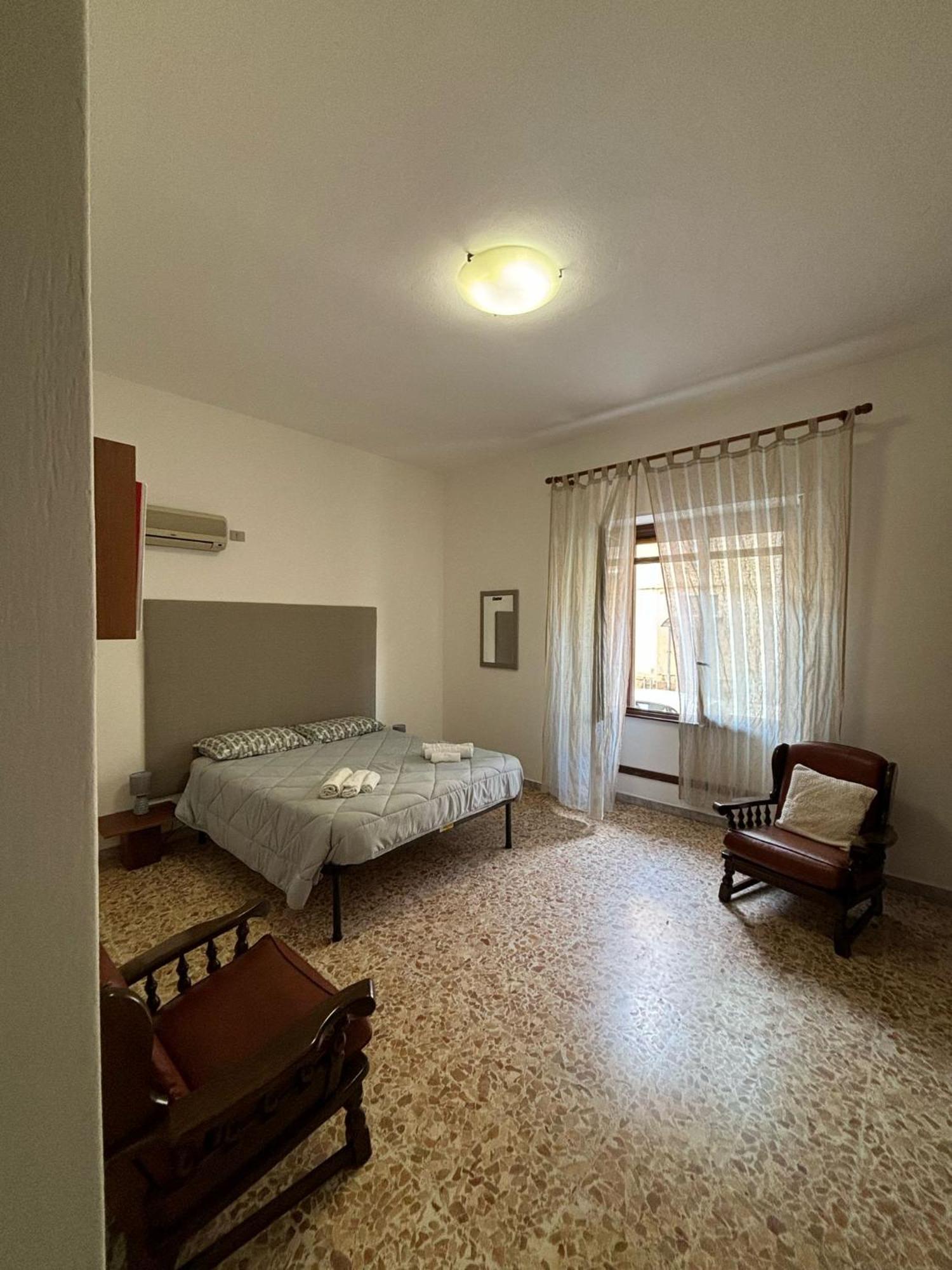 Pm 41 Via Ennio Porrino Guest House Alghero Exterior photo