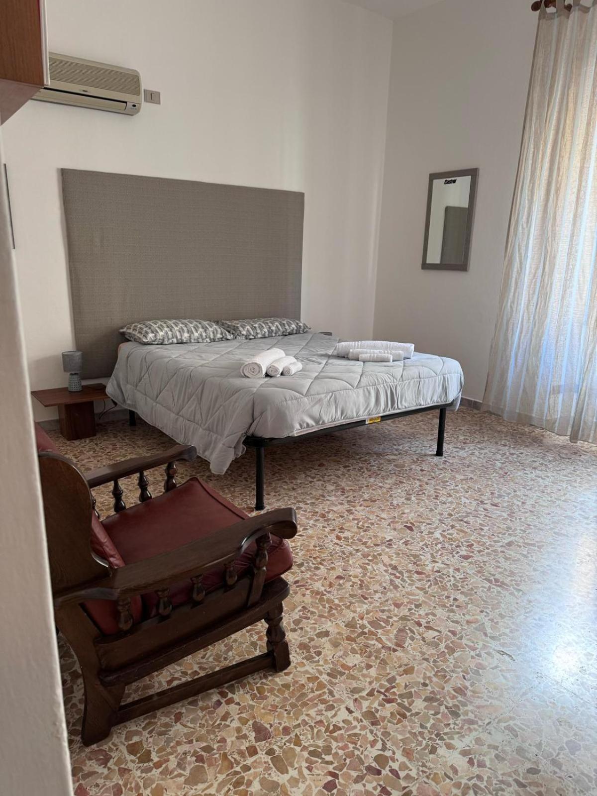 Pm 41 Via Ennio Porrino Guest House Alghero Exterior photo